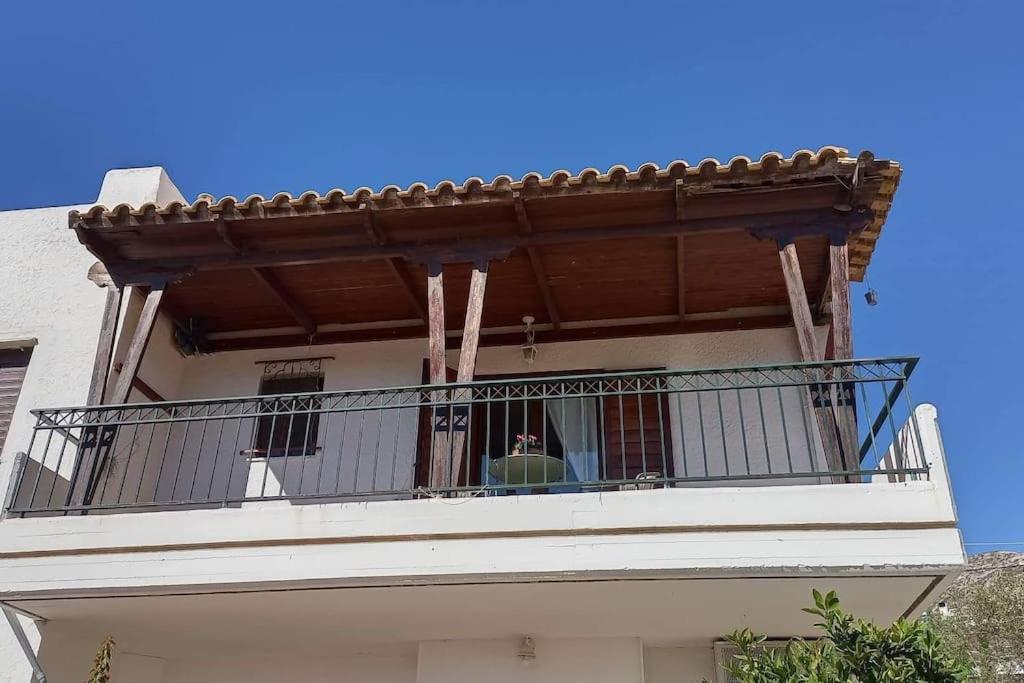 Marco Polo'S Mooring Cozy Navy House Anavyssos Exterior foto